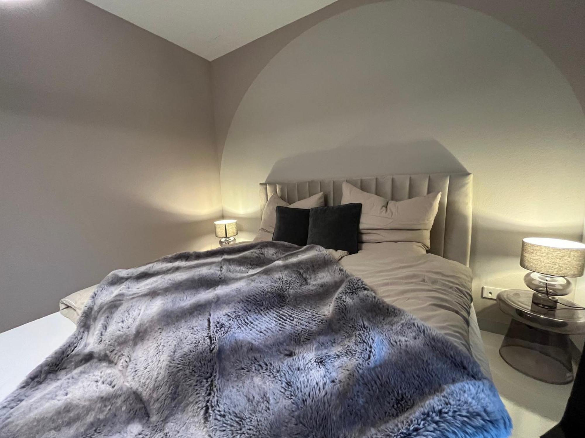 Stuttgart Lux Living - Stilvolles Wohnen Im Zentrum Стая снимка