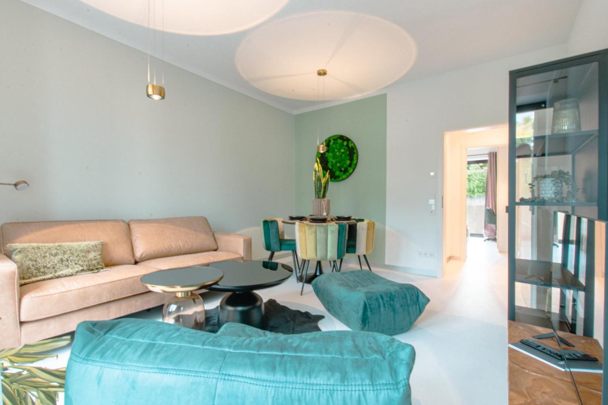 Stuttgart Lux Living - Stilvolles Wohnen Im Zentrum Екстериор снимка