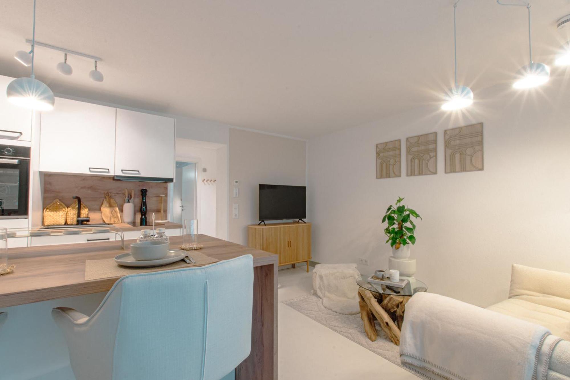 Stuttgart Lux Living - Stilvolles Wohnen Im Zentrum Екстериор снимка